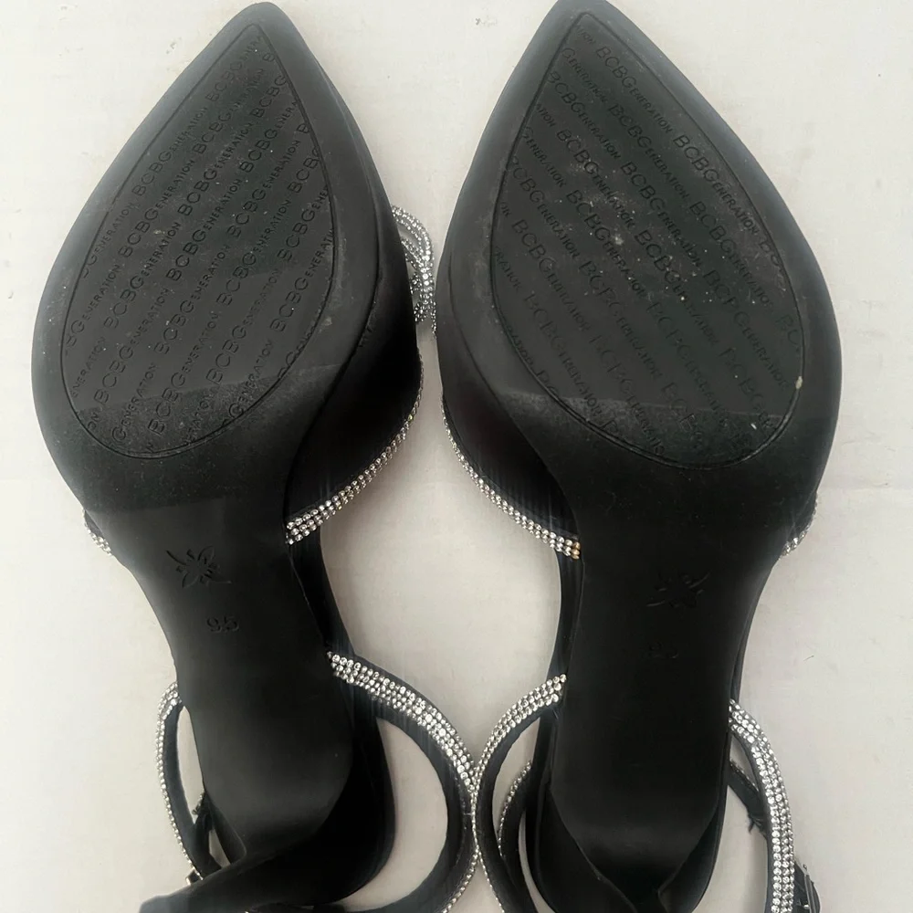 BCBGeneration Black Satin Heels Rhinestone Bows Pointed Toe Shoes Womens Sz 9.5